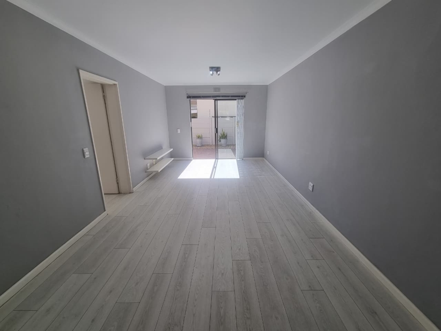 1 Bedroom Property for Sale in Royal Ascot Western Cape